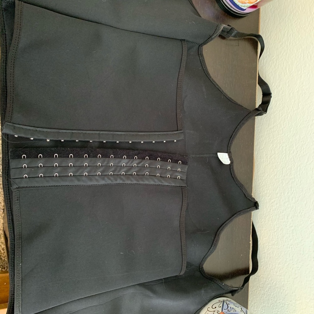 Waist trainer